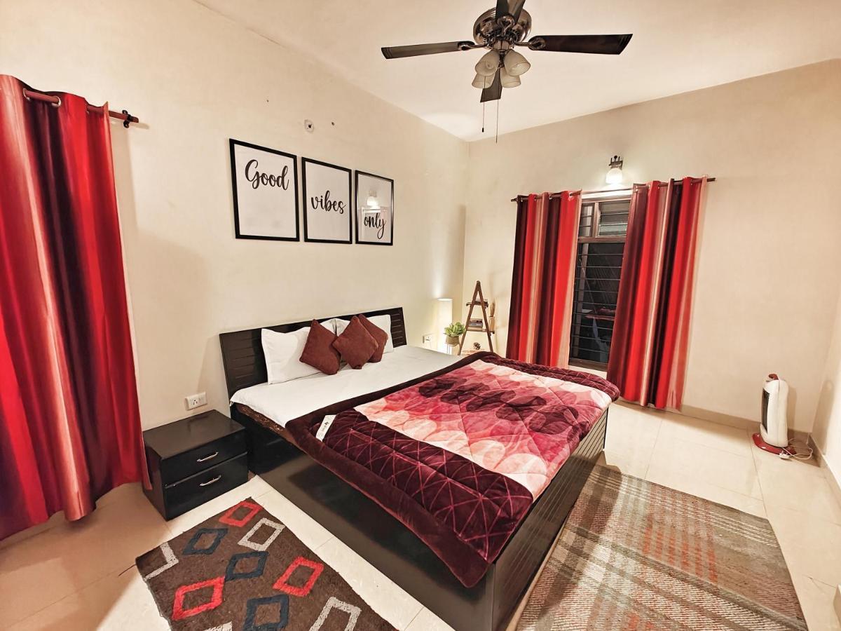 Meraki - Entire 3Bhk Villa With Himalayan Views Раникхет Экстерьер фото