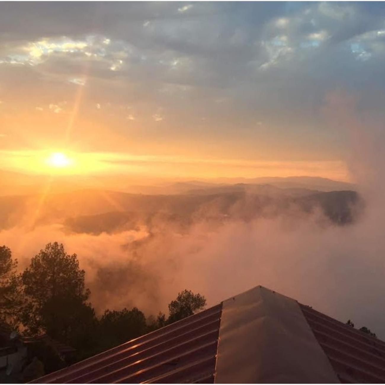 Meraki - Entire 3Bhk Villa With Himalayan Views Раникхет Экстерьер фото
